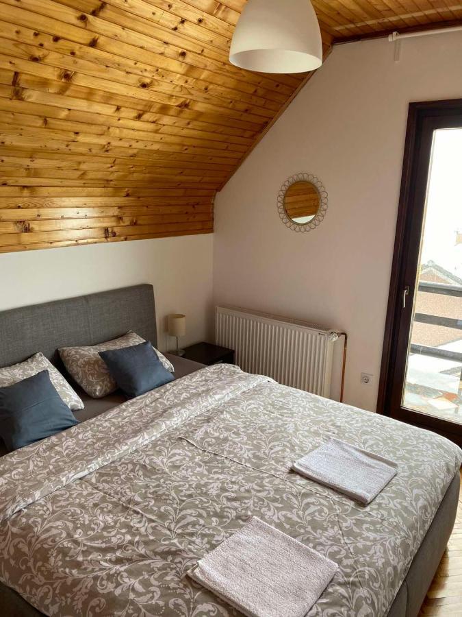 Villa Kuca Sa Pogledom Na Tornik Zlatibor Esterno foto